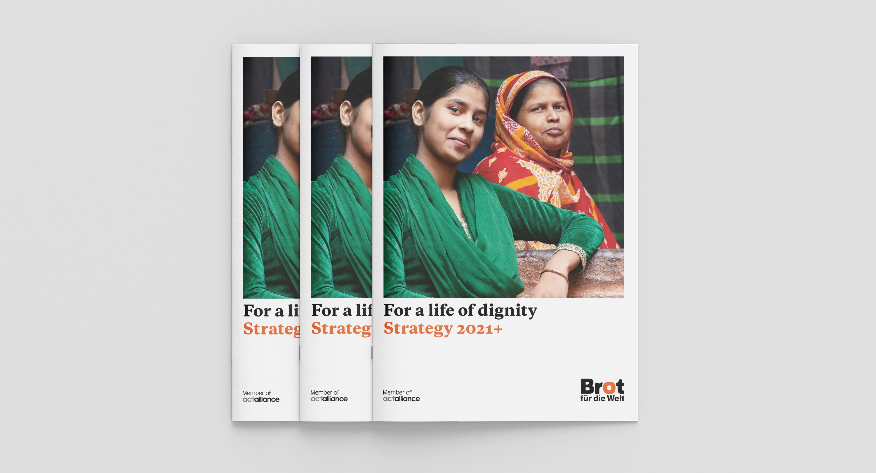 For a life of dignity – Strategy 2021+ (Strategiebroschüre Englisch)